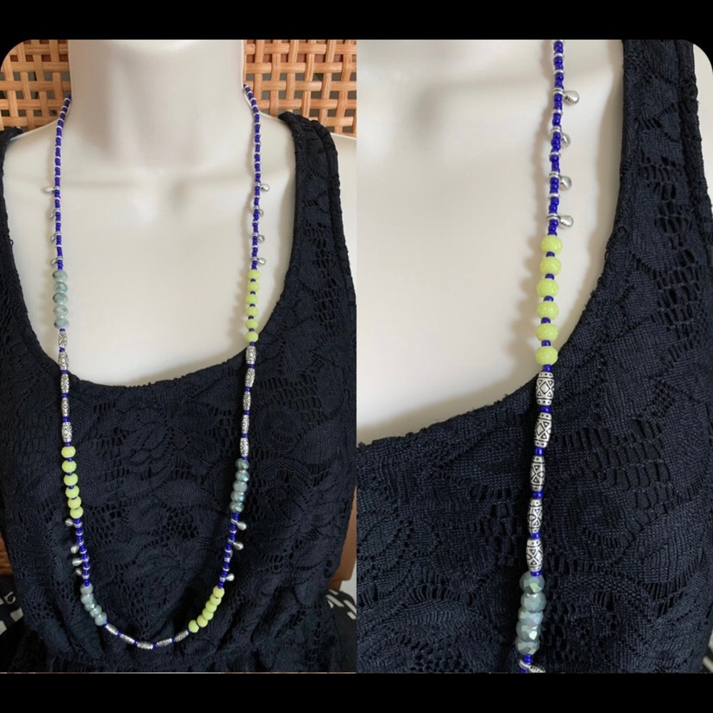 Premier Designs It’s electric necklace